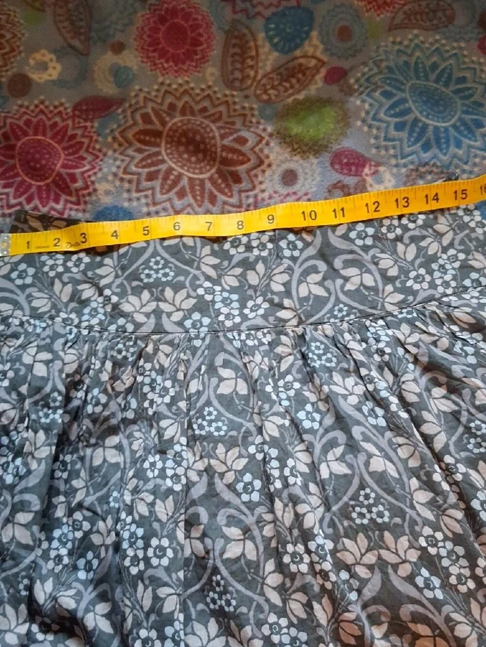 Banana Republic Floral Midi Skirt in Gray with Cream & Light Blue